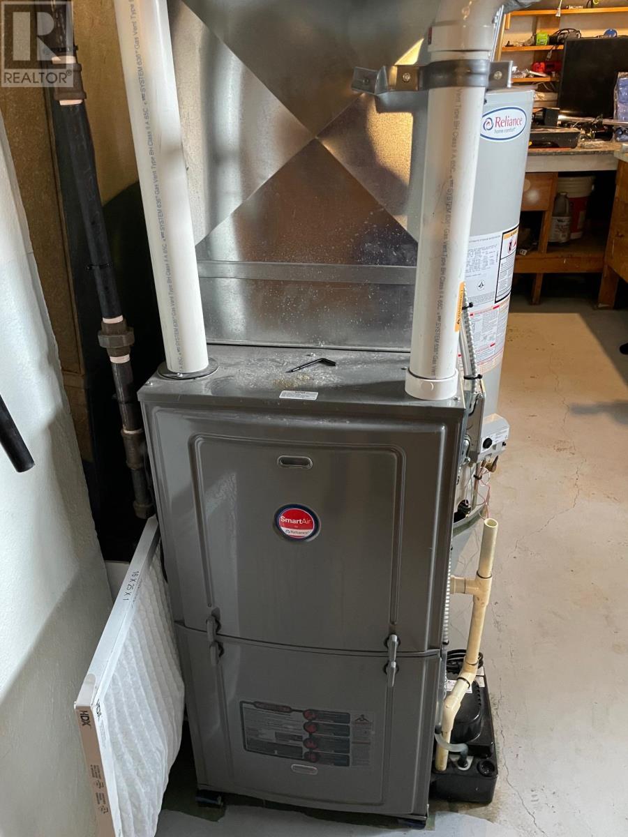 1904 Bailey Ave, Thunder Bay, Ontario  P7E 2X1 - Photo 11 - TB2600298