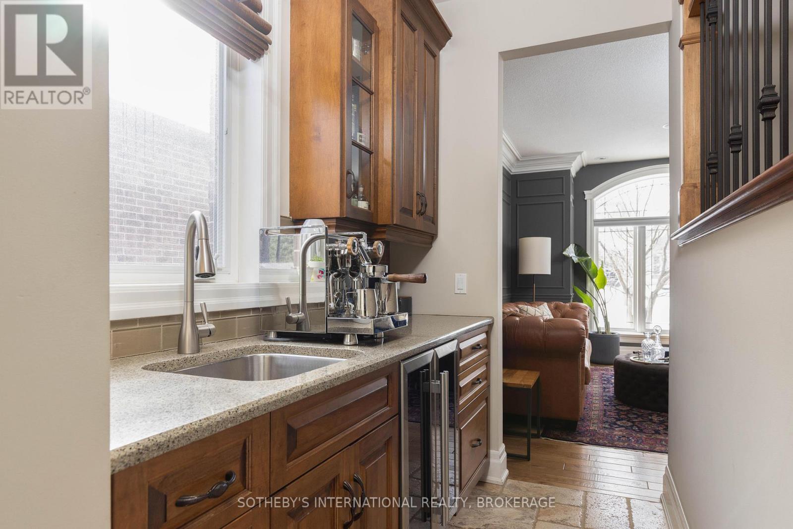 17 Rhodes Court, Pelham (Fonthill), Ontario  L0S 1E4 - Photo 14 - X12826476