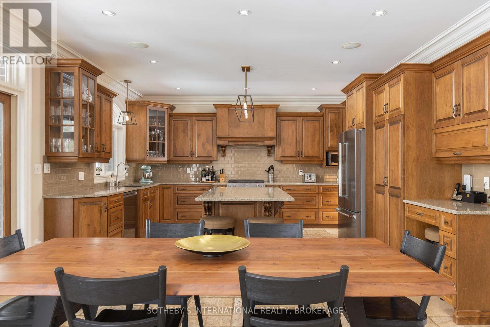 17 Rhodes Court, Pelham (Fonthill), Ontario  L0S 1E4 - Photo 17 - X12826476