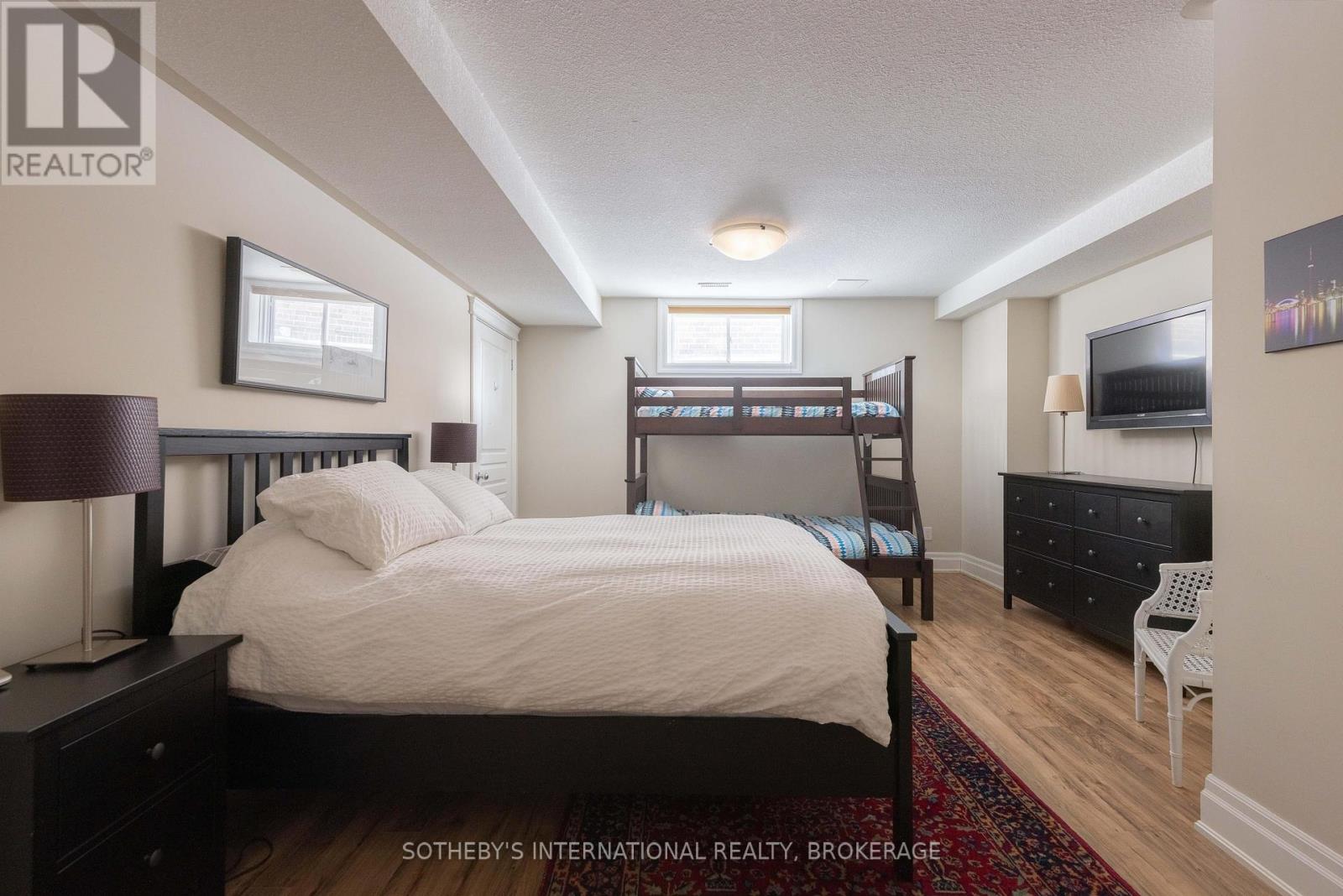 17 Rhodes Court, Pelham (Fonthill), Ontario  L0S 1E4 - Photo 37 - X12826476