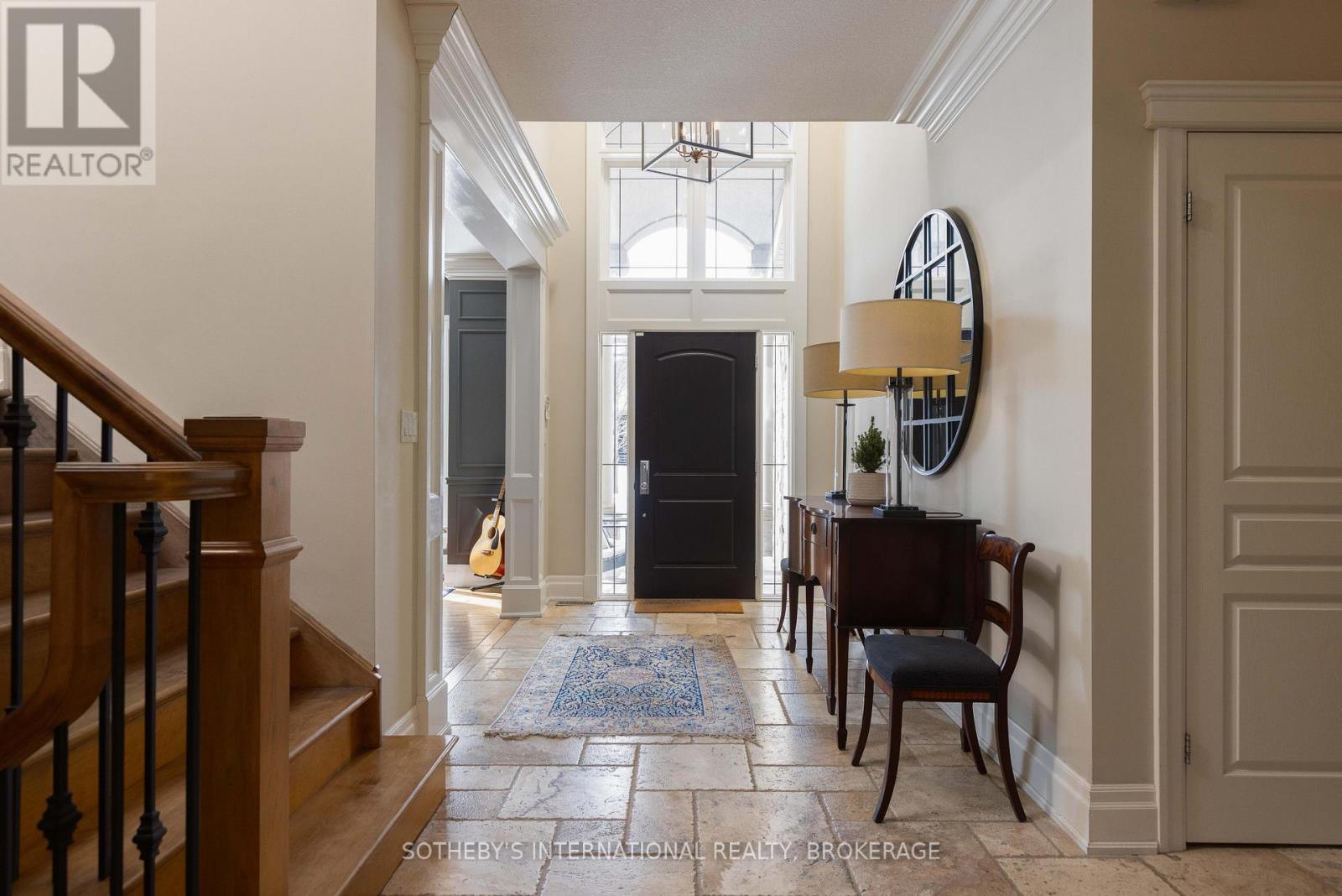 17 Rhodes Court, Pelham (Fonthill), Ontario  L0S 1E4 - Photo 9 - X12826476