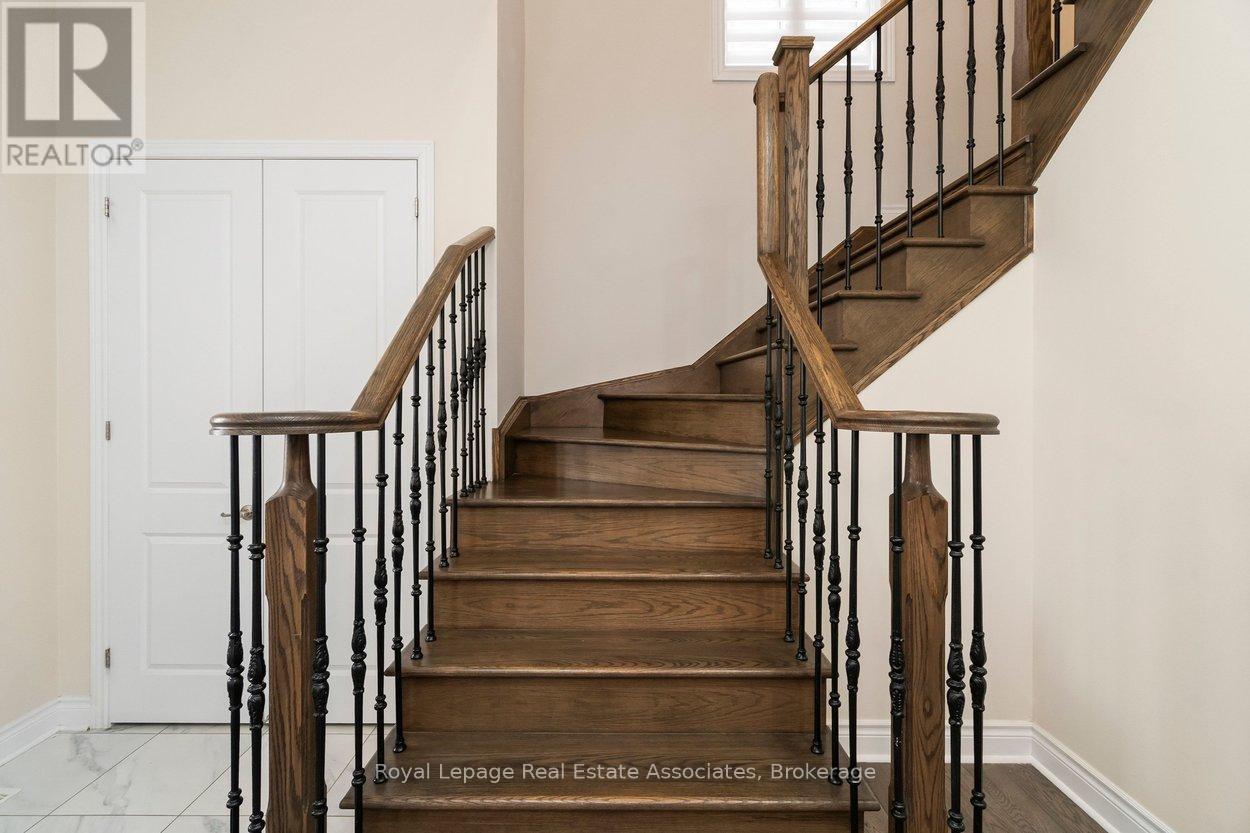 212 Niagara Trail, Halton Hills, Ontario  L7G 0H9 - Photo 20 - W12807296