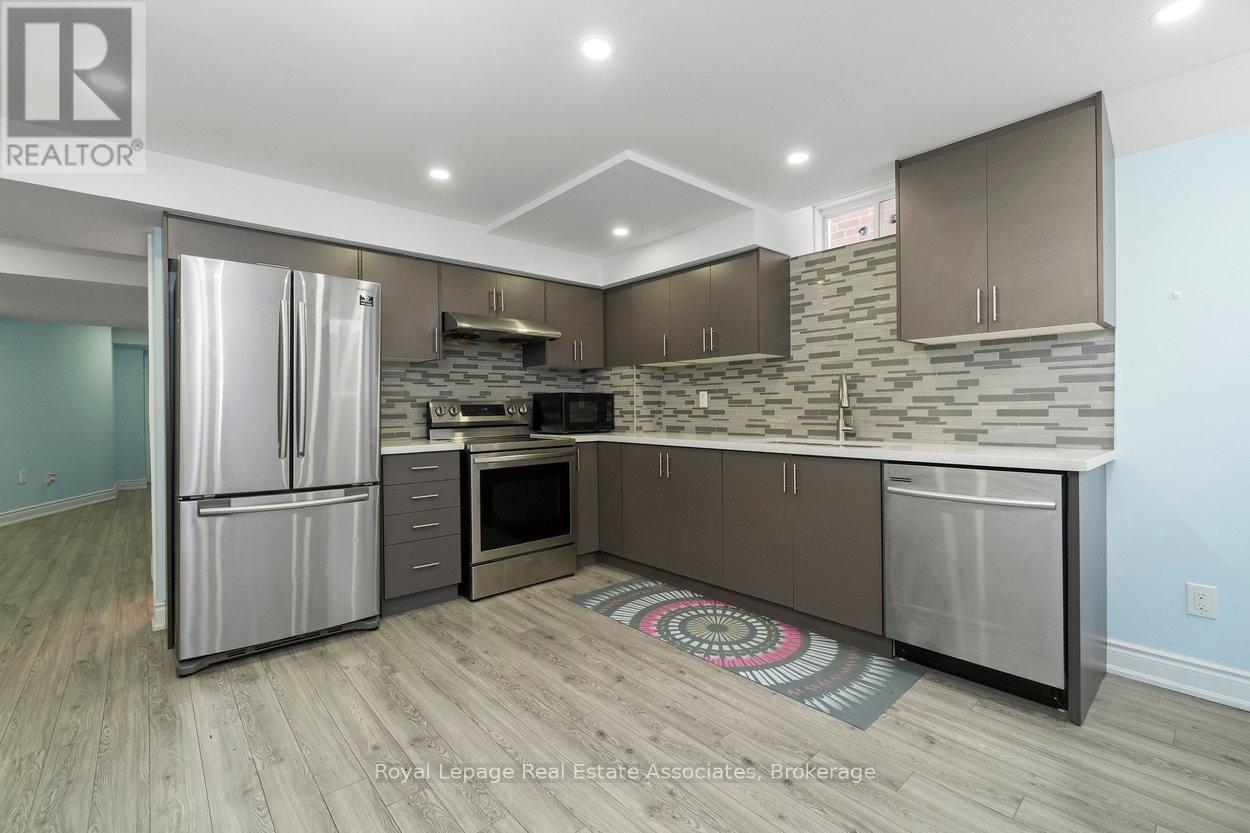 212 Niagara Trail, Halton Hills, Ontario  L7G 0H9 - Photo 47 - W12807296