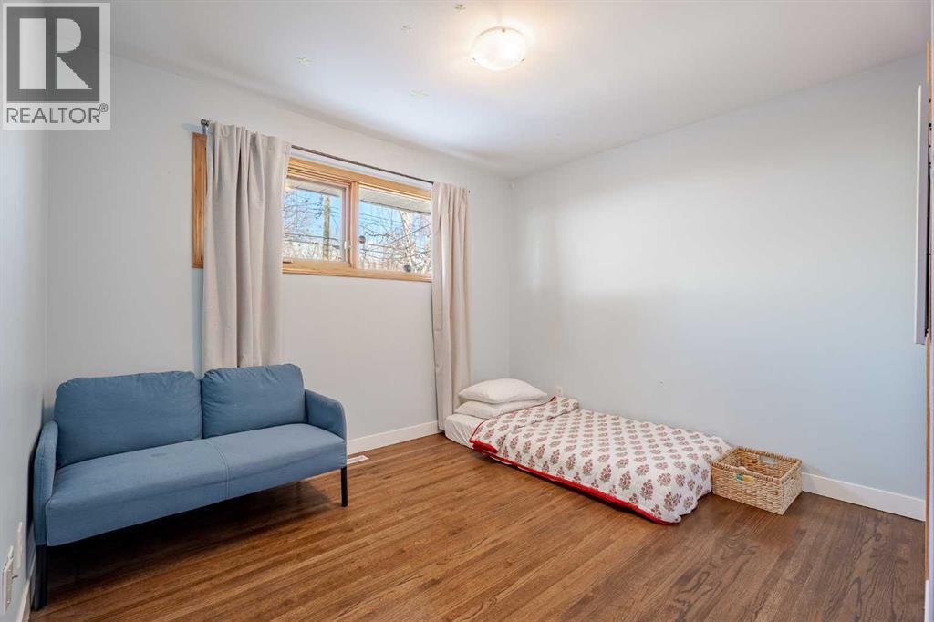 94 Brantford Crescent Nw, Calgary, Alberta  T2L 1N8 - Photo 22 - A2288265