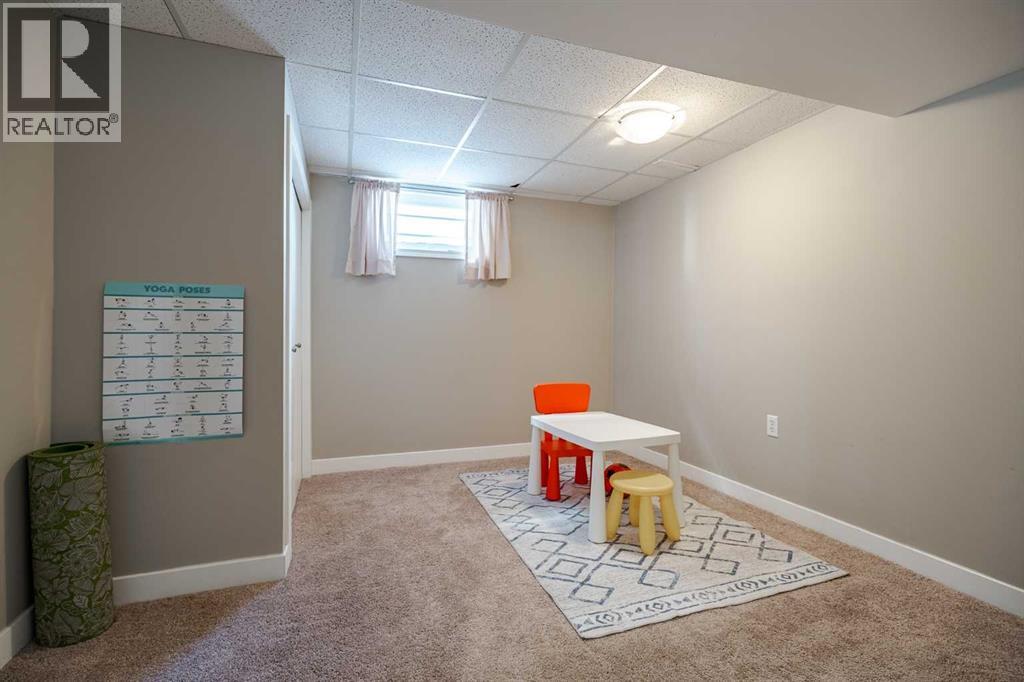 94 Brantford Crescent Nw, Calgary, Alberta  T2L 1N8 - Photo 28 - A2288265