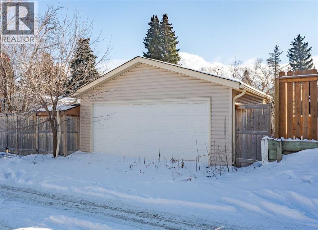 94 Brantford Crescent Nw, Calgary, Alberta  T2L 1N8 - Photo 37 - A2288265