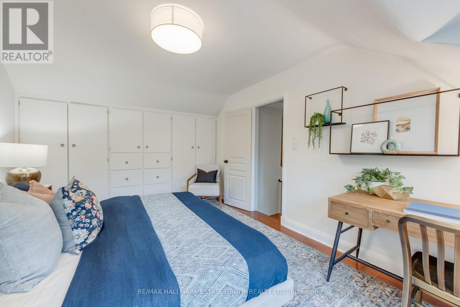 25 Flanders Road, Toronto, Ontario  M6C 3K5 - Photo 20 - C12826426