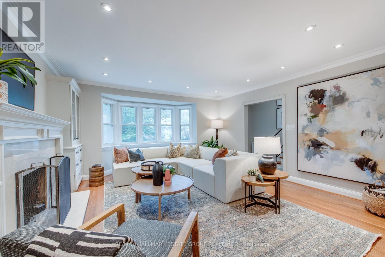 25 Flanders Road, Toronto, Ontario  M6C 3K5 - Photo 3 - C12826426