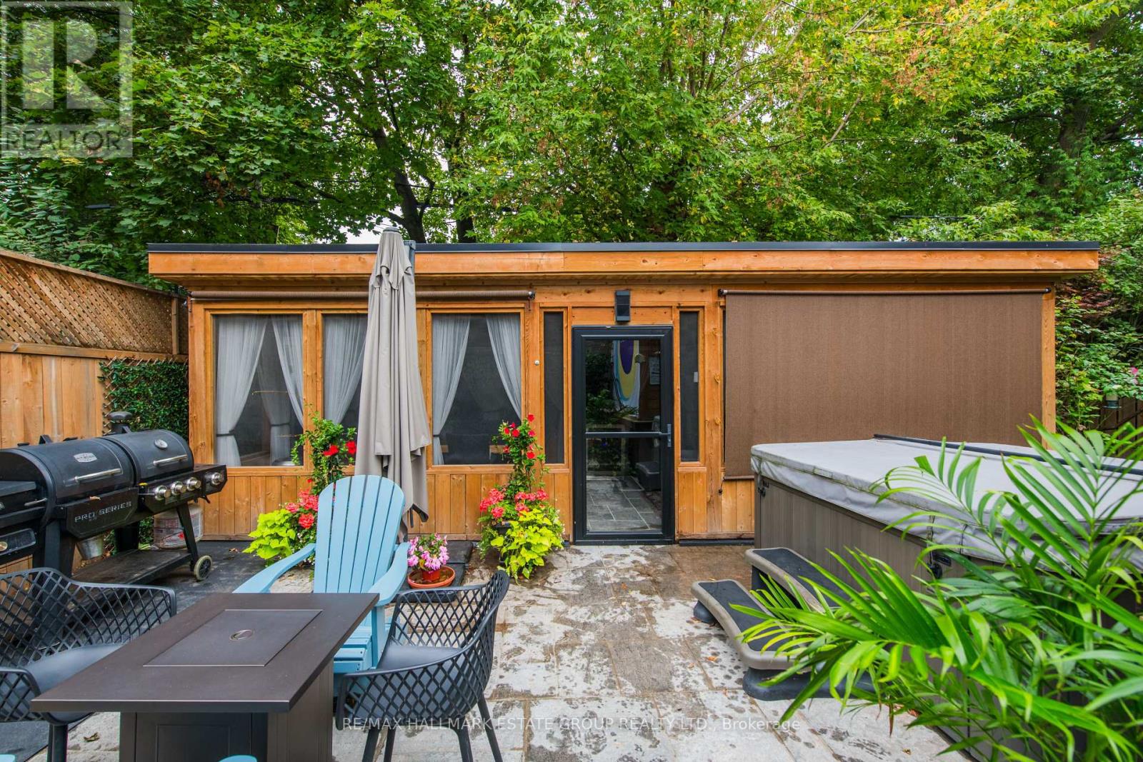 25 Flanders Road, Toronto, Ontario  M6C 3K5 - Photo 43 - C12826426