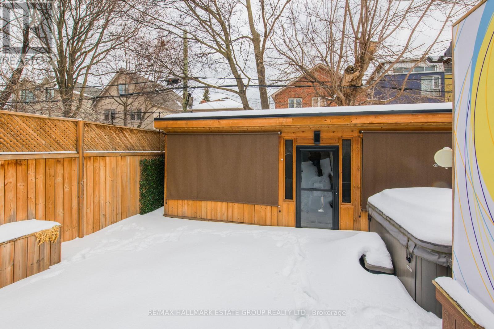25 Flanders Road, Toronto, Ontario  M6C 3K5 - Photo 44 - C12826426