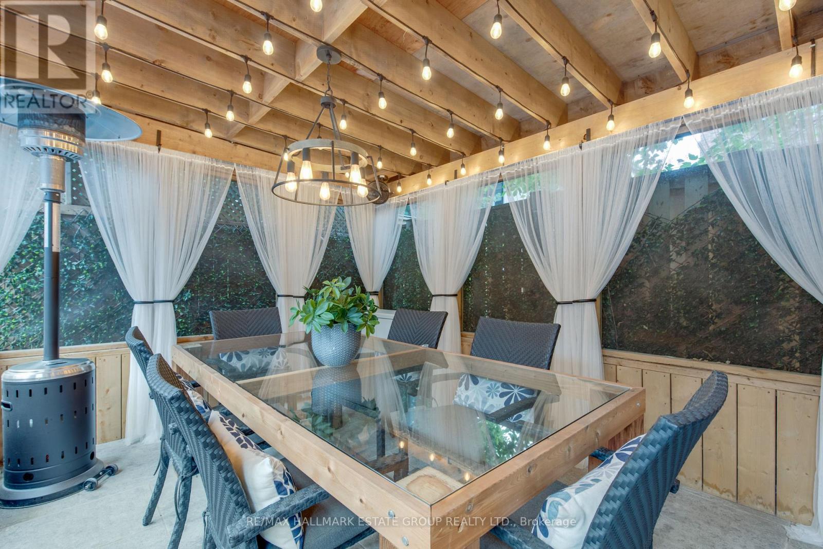 25 Flanders Road, Toronto, Ontario  M6C 3K5 - Photo 45 - C12826426