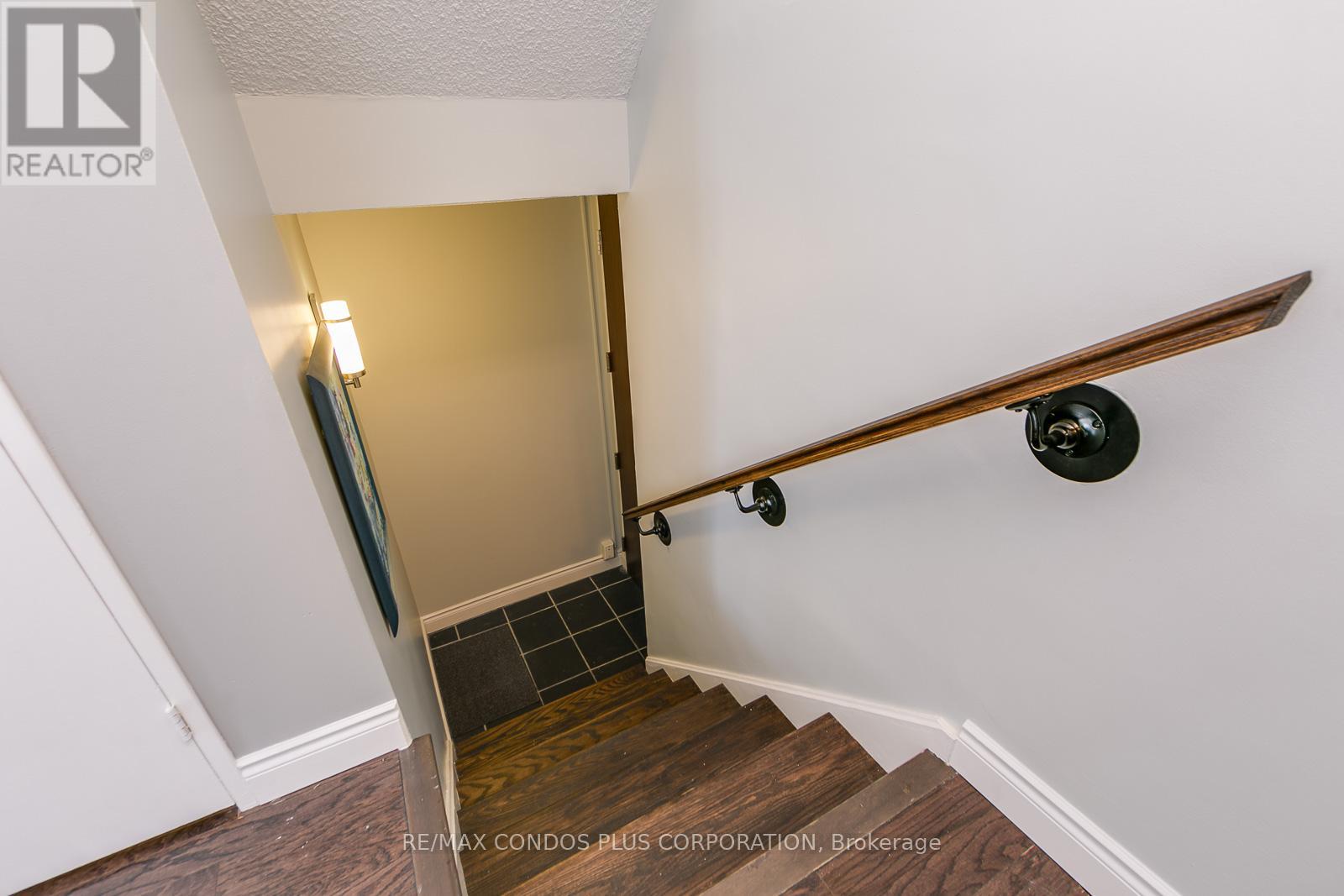 1001 - 33 Harbour Square, Toronto, Ontario  M5J 2G2 - Photo 5 - C12561256