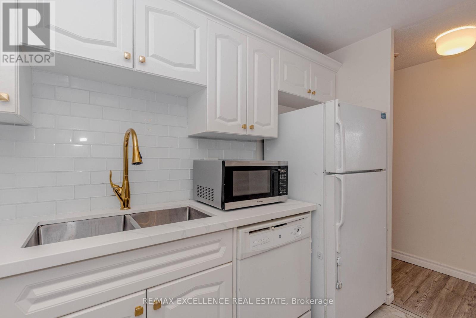 202 - 4205 Shipp Drive, Mississauga, Ontario  L4Z 2Y9 - Photo 14 - W12822204