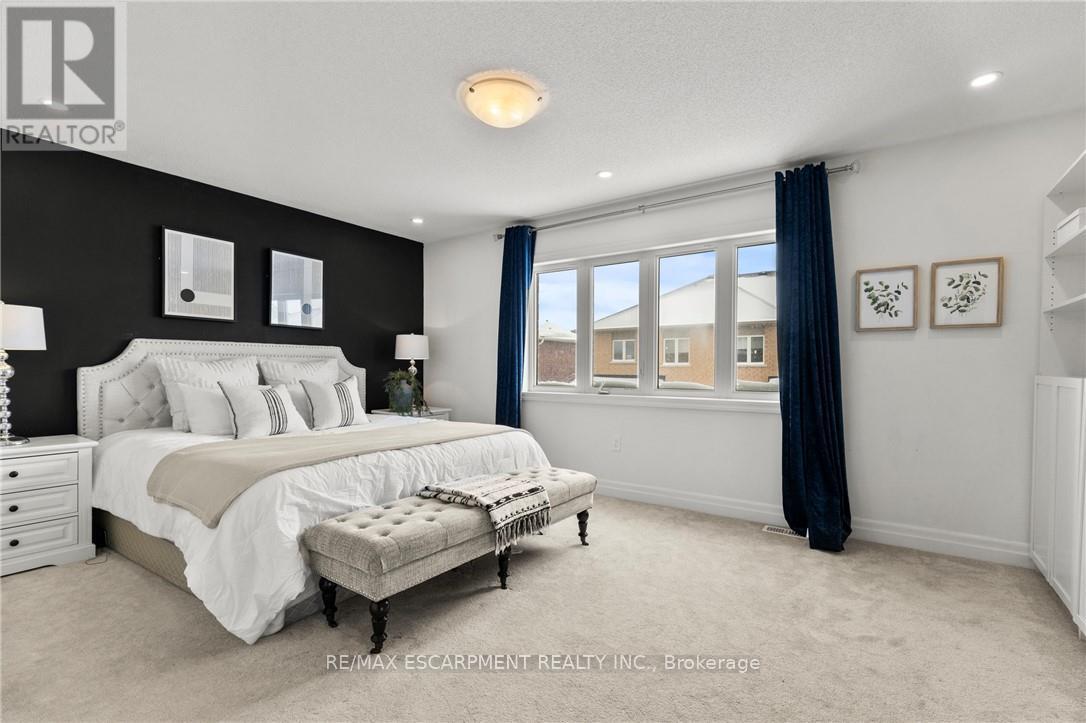 136 Hatt Court, Milton, Ontario  L9E 1G7 - Photo 32 - W12825022