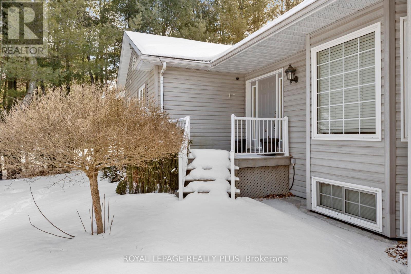 16 Black Bear Drive, Kawartha Lakes, Ontario  K0M 1N0 - Photo 42 - X12683666