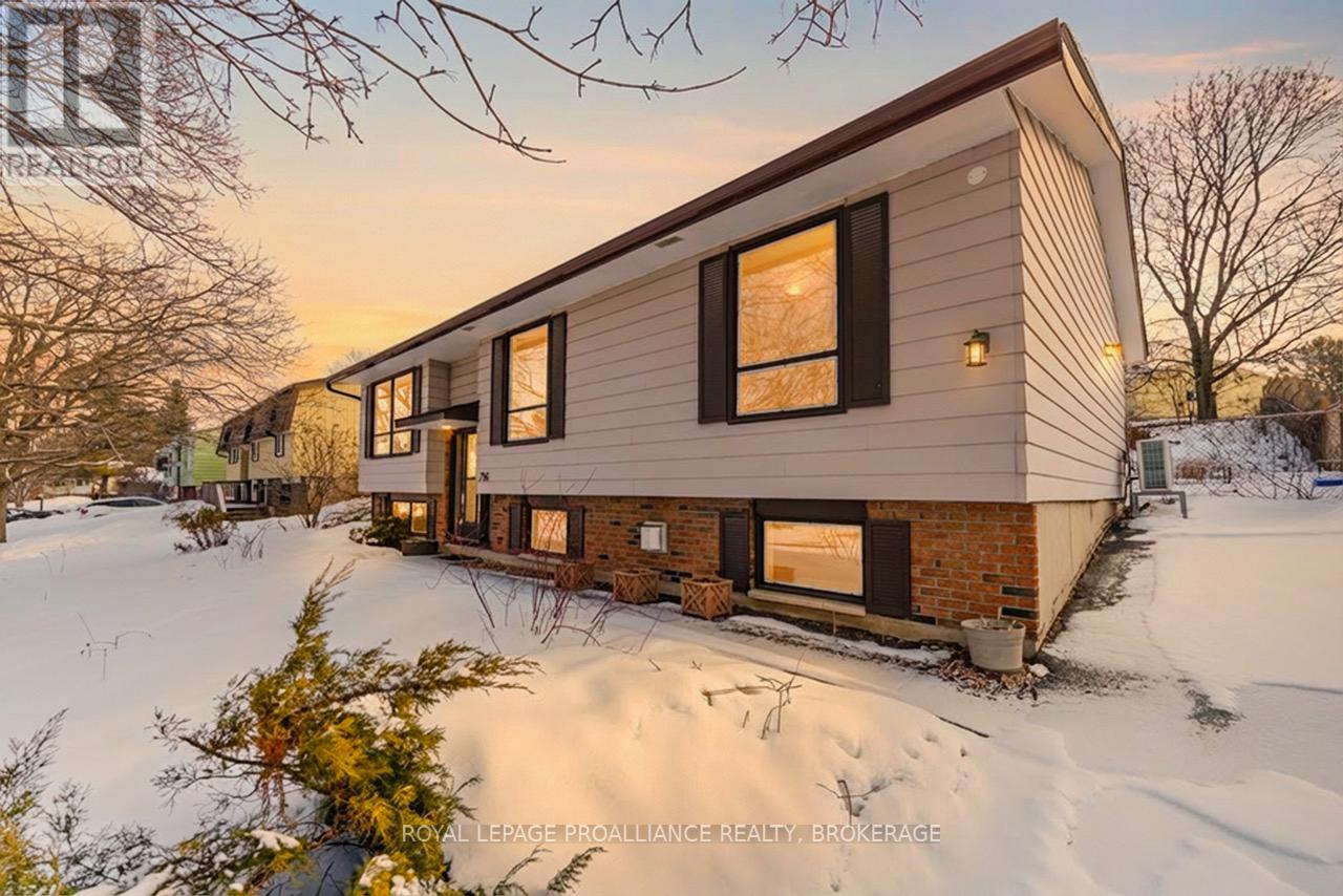 796 HILLSIDE DRIVE, Kingston, Ontario