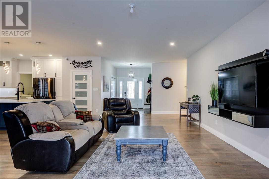 205 Montee Genereux, Chelmsford, Ontario  P0M 1L0 - Photo 6 - 2126615