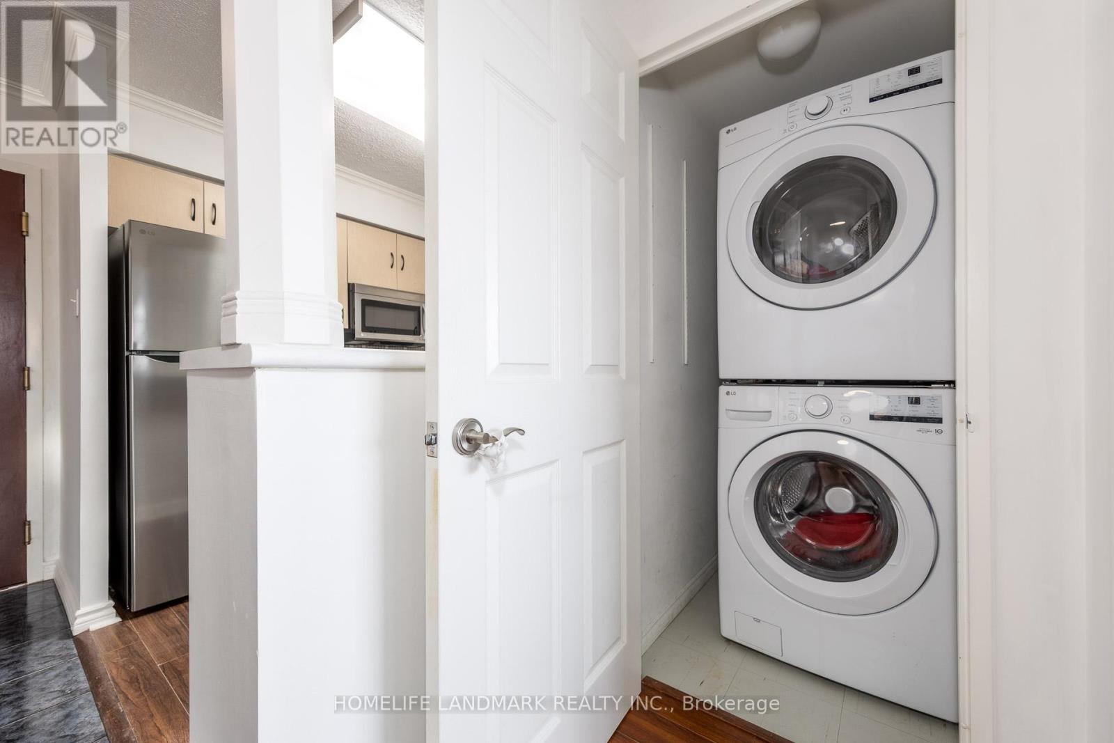 711 - 91 Townsgate Drive, Vaughan, Ontario  L4J 8E8 - Photo 14 - N12826440