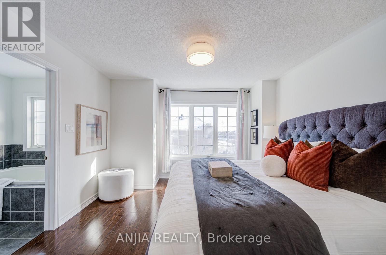 21 Firbank Lane, Whitchurch-Stouffville (Stouffville), Ontario  L4A 0K7 - Photo 36 - N12826480