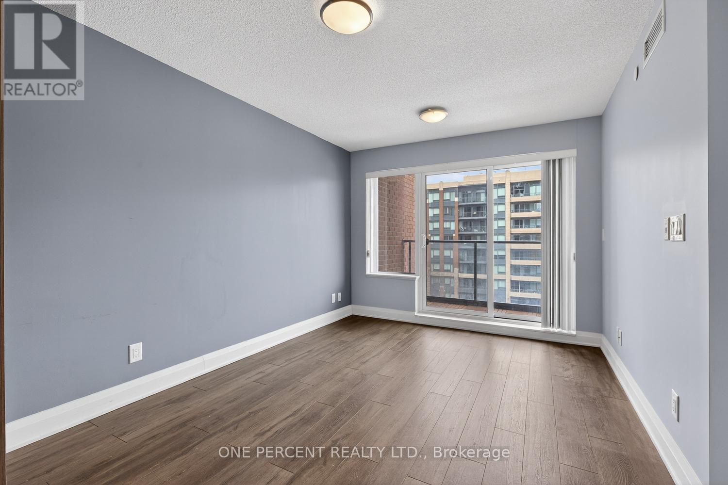 705 - 18 Uptown Drive, Markham, Ontario  L3R 5M5 - Photo 9 - N12826490