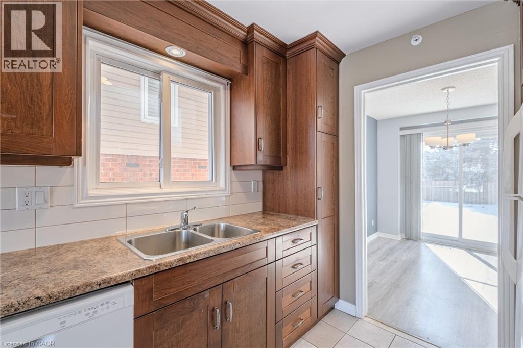 3217 Twin Oaks Crescent, Burlington, Ontario  L7M 3A8 - Photo 22 - 40805500