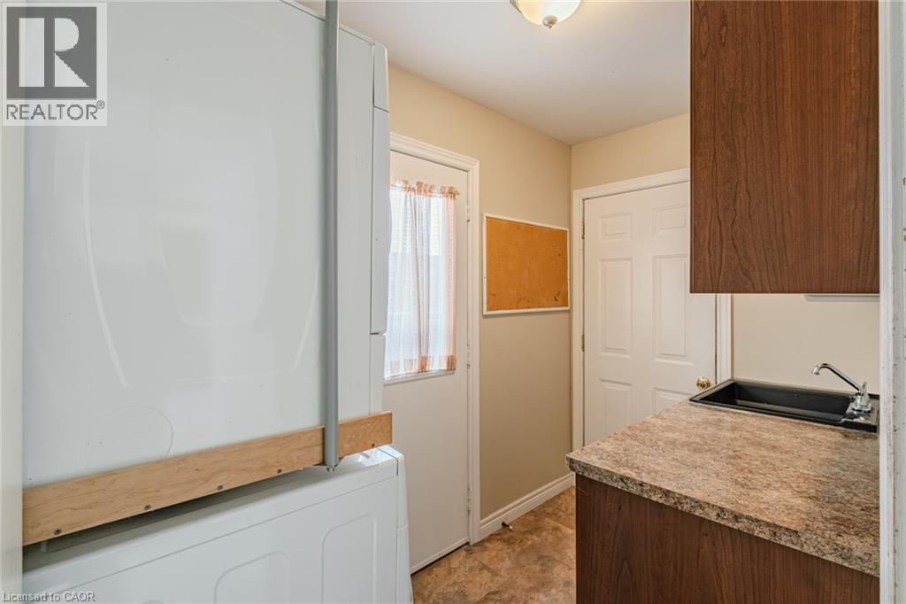 3217 Twin Oaks Crescent, Burlington, Ontario  L7M 3A8 - Photo 11 - 40805500