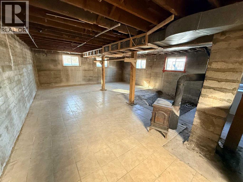 30242 Range Road 55, Rural Mountain View County, Alberta  T0M 0R0 - Photo 8 - A2287522