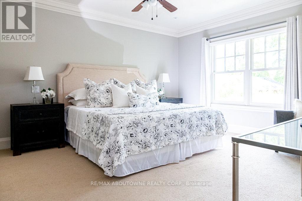 44 Head Street, Oakville, Ontario  L6K 1L5 - Photo 25 - W12826420