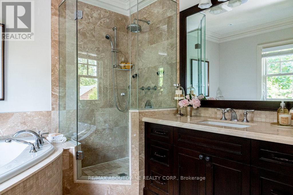 44 Head Street, Oakville, Ontario  L6K 1L5 - Photo 27 - W12826420