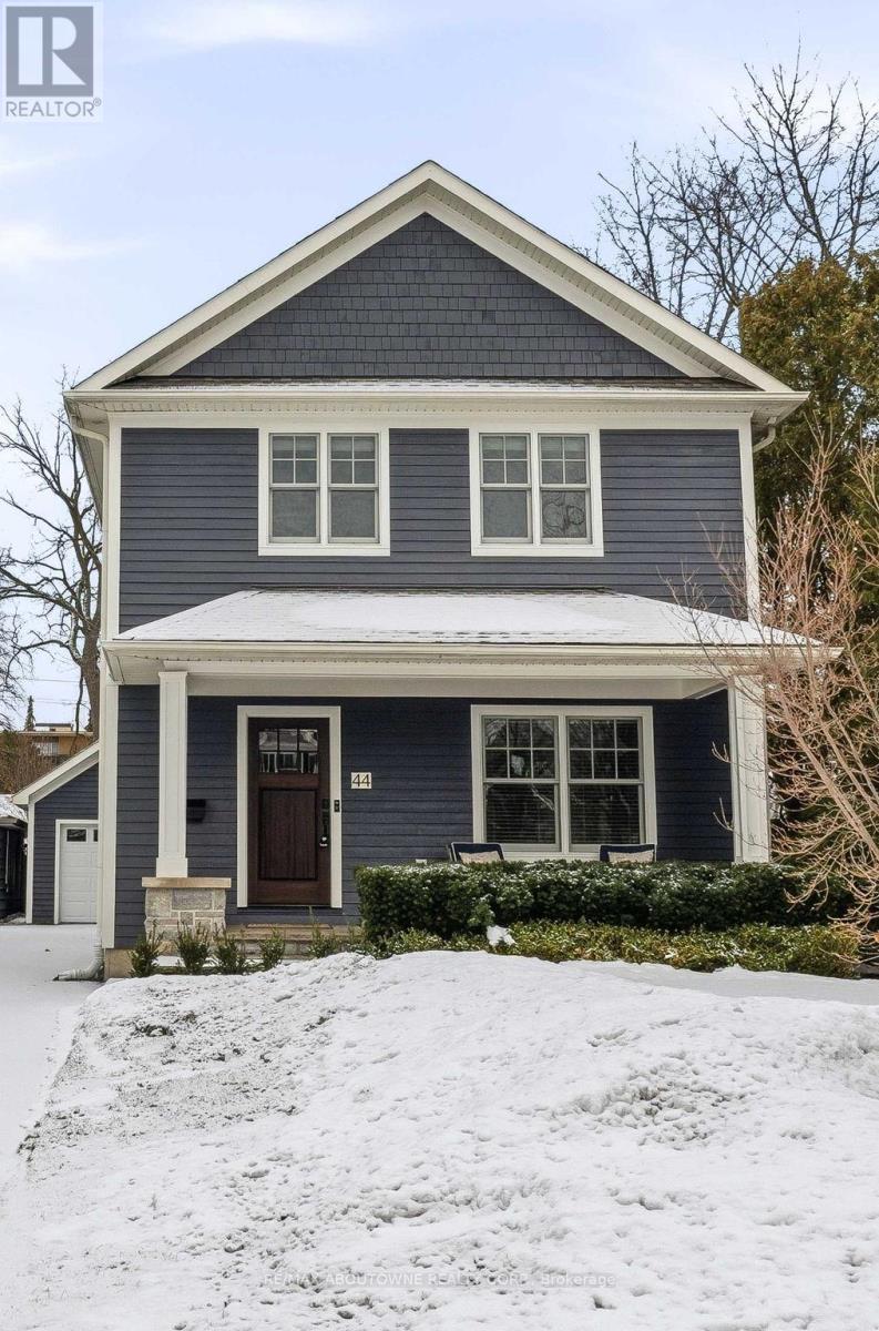 44 Head Street, Oakville, Ontario  L6K 1L5 - Photo 3 - W12826420