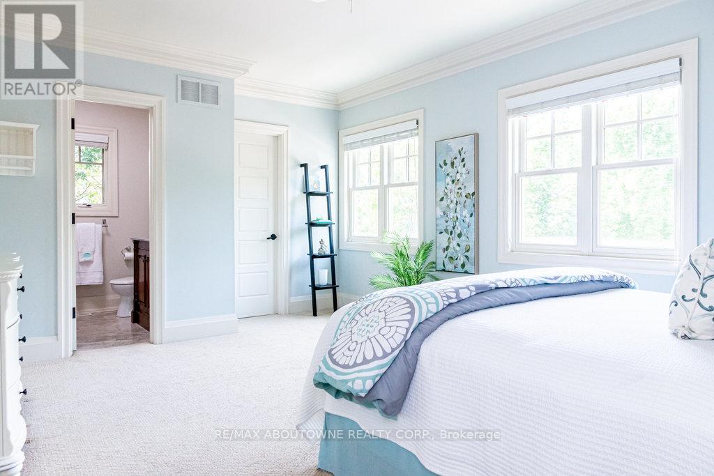 44 Head Street, Oakville, Ontario  L6K 1L5 - Photo 32 - W12826420