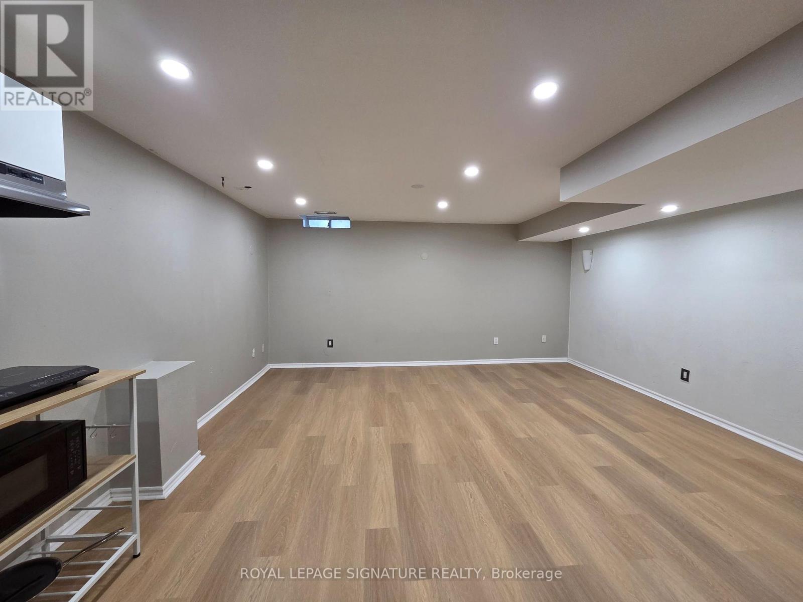 Bsmt - 971 Ledbury Crescent, Mississauga, Ontario  L5V 2R3 - Photo 5 - W12826464