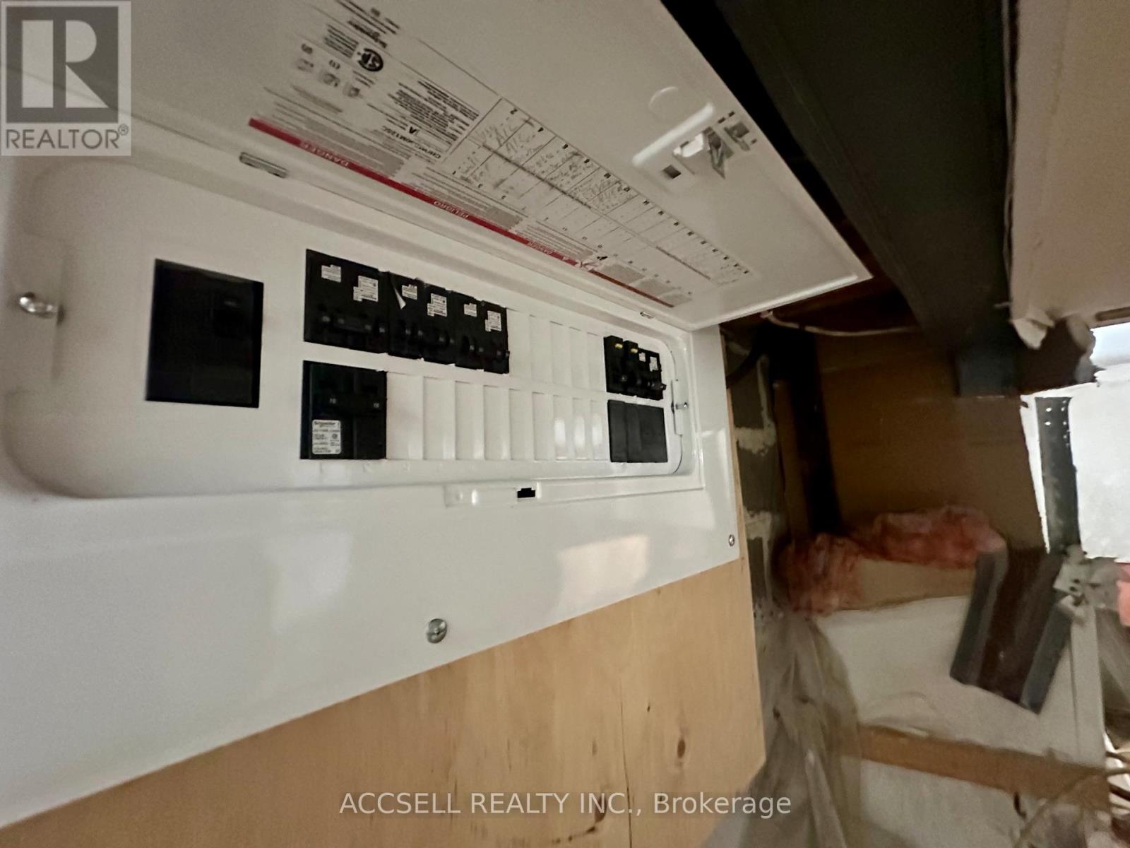 18627 Hurontario Street, Caledon, Ontario  L7K 0X9 - Photo 20 - W12826496