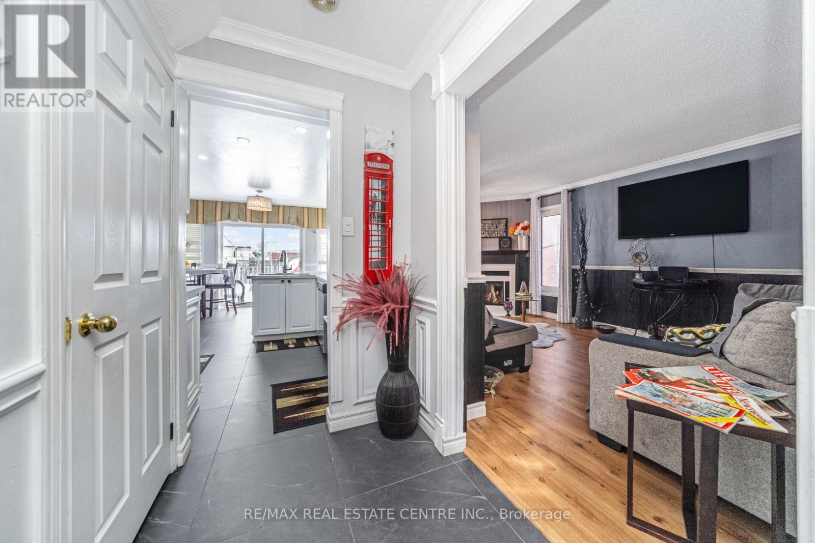 5 Lilly Crescent, Brampton, Ontario  L6Y 3K1 - Photo 15 - W12826506