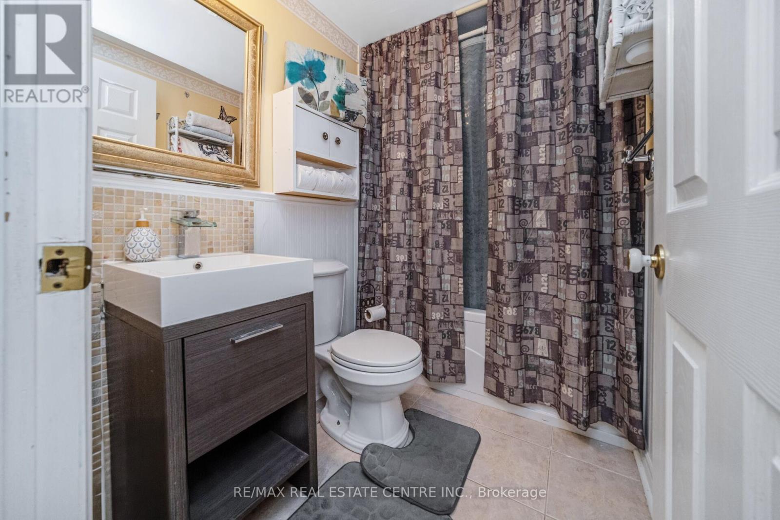 5 Lilly Crescent, Brampton, Ontario  L6Y 3K1 - Photo 41 - W12826506