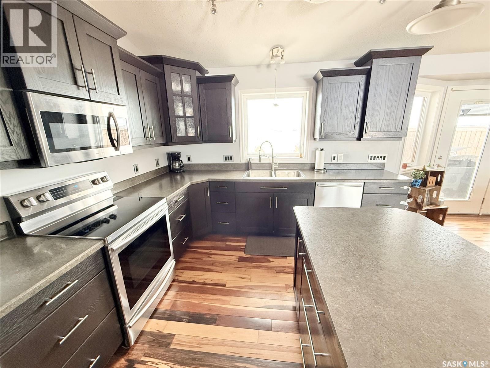 Weyburn Highway 13 Acreage, Weyburn Rm No. 67, Saskatchewan  S4H 0A0 - Photo 12 - SK029297