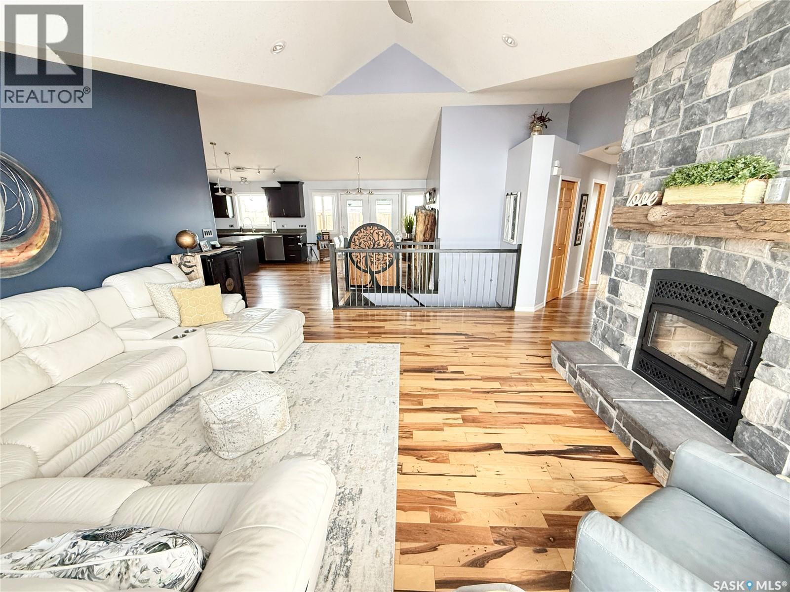 Weyburn Highway 13 Acreage, Weyburn Rm No. 67, Saskatchewan  S4H 0A0 - Photo 16 - SK029297