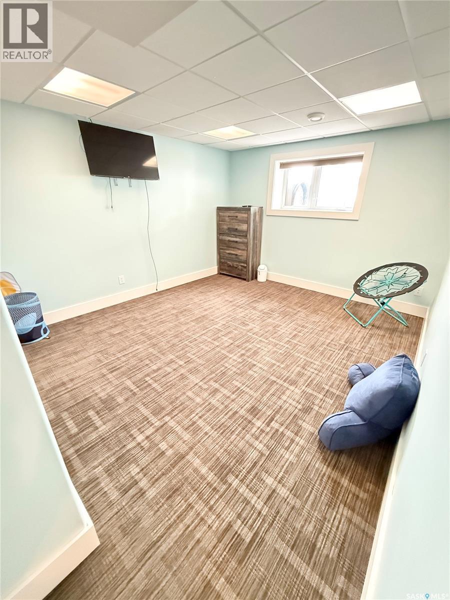 Weyburn Highway 13 Acreage, Weyburn Rm No. 67, Saskatchewan  S4H 0A0 - Photo 30 - SK029297