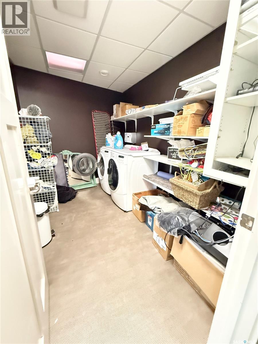 Weyburn Highway 13 Acreage, Weyburn Rm No. 67, Saskatchewan  S4H 0A0 - Photo 32 - SK029297