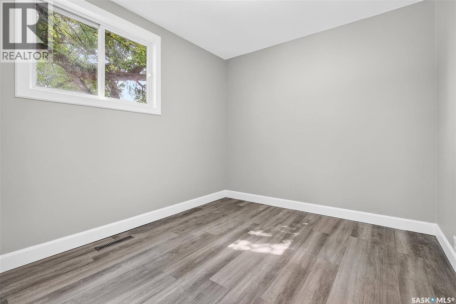 117 Rose Street, Mortlach, Saskatchewan  S0H 3E0 - Photo 4 - SK029124