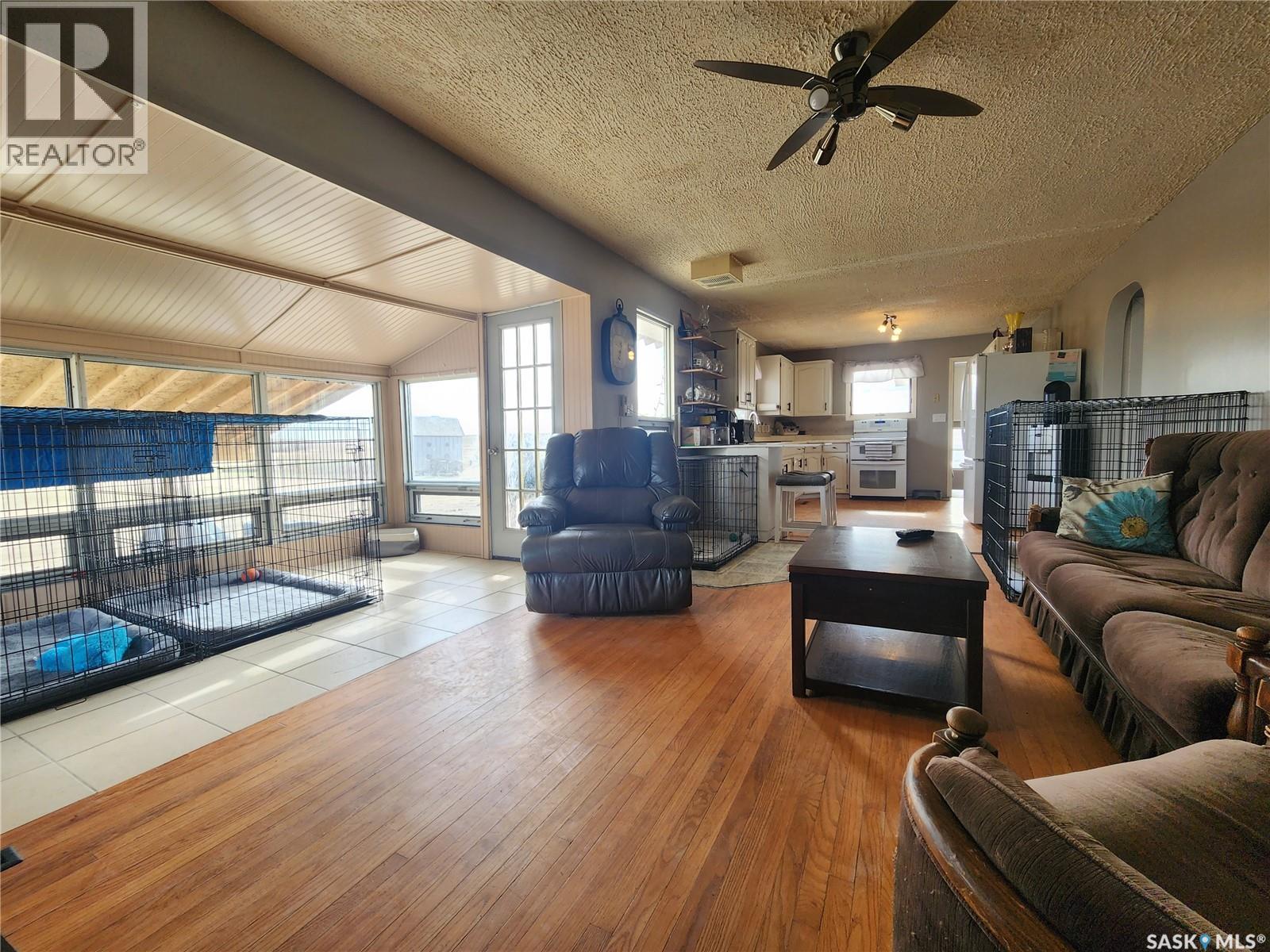 Stonehenge Acreage, Stonehenge Rm No. 73, Saskatchewan  S0H 0B0 - Photo 16 - SK029119