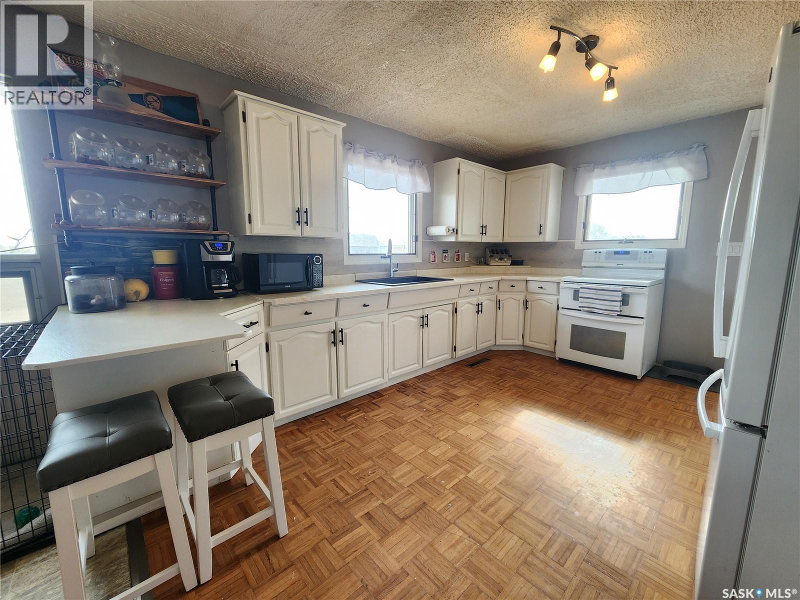 Stonehenge Acreage, Stonehenge Rm No. 73, Saskatchewan  S0H 0B0 - Photo 18 - SK029119