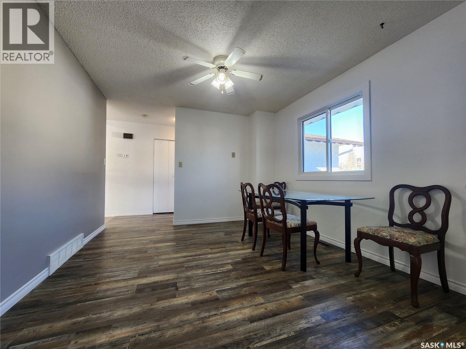 601 Centre Street, Assiniboia, Saskatchewan  S0H 0B0 - Photo 13 - SK029114