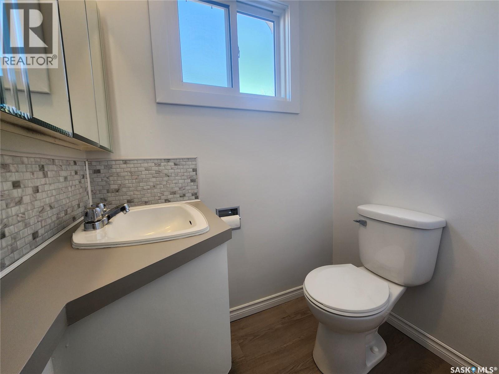 601 Centre Street, Assiniboia, Saskatchewan  S0H 0B0 - Photo 16 - SK029114