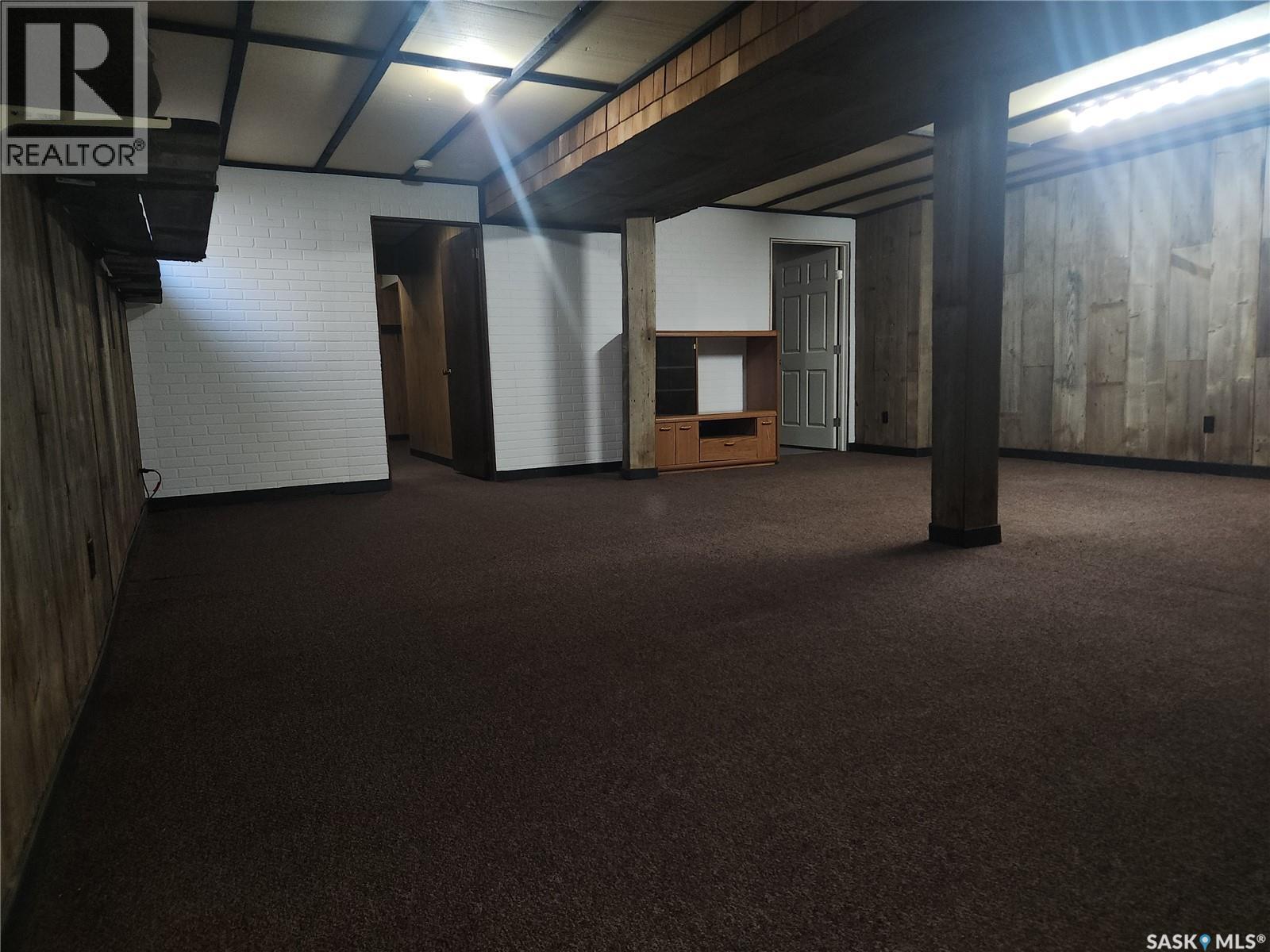 601 Centre Street, Assiniboia, Saskatchewan  S0H 0B0 - Photo 30 - SK029114