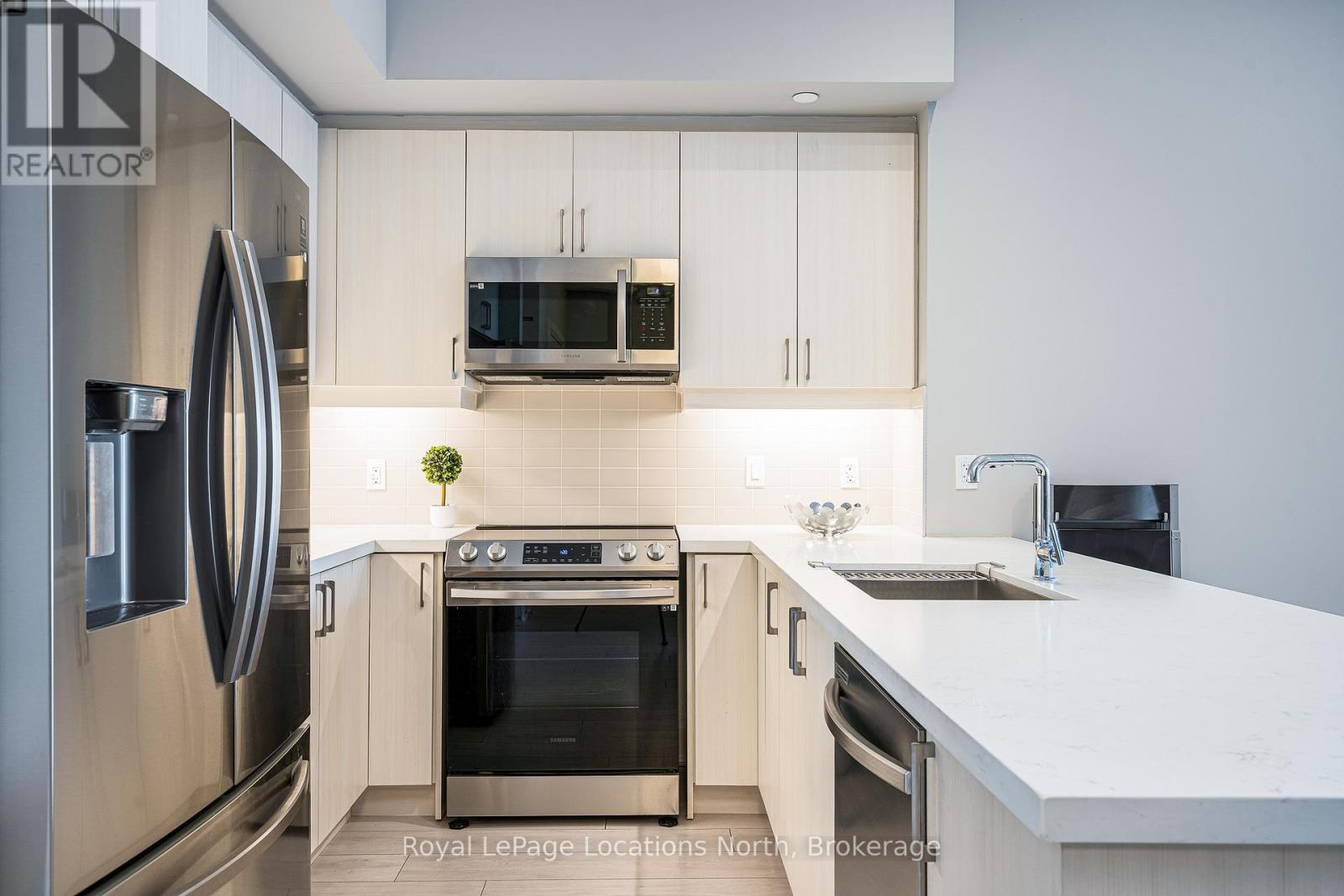 326 - 1 Hume Street, Collingwood, Ontario L9Y 0X3 - Photo 7 - S12826454