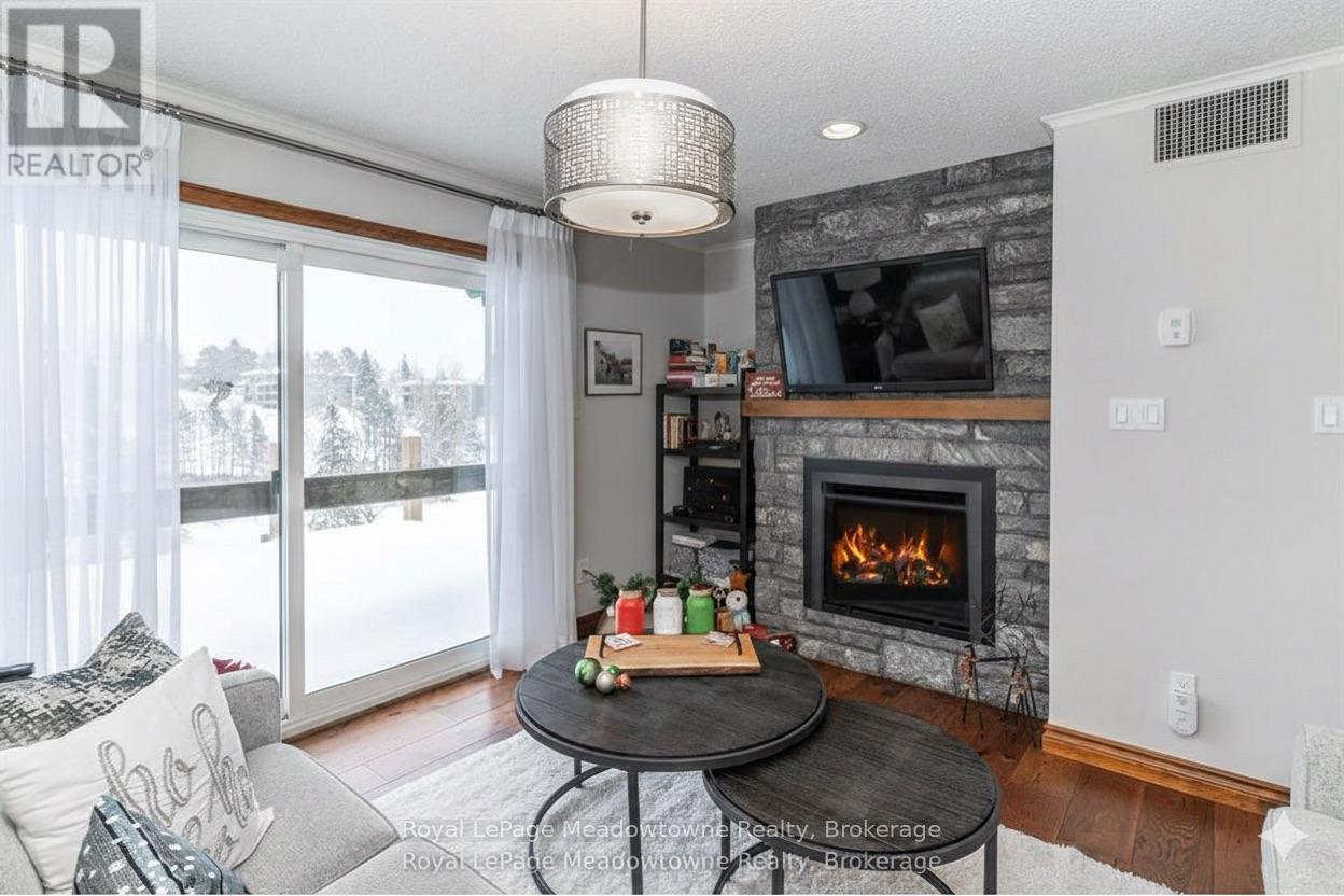 301 - 34 Deerhurst Greens Road, Huntsville, Ontario  P1H 1A9 - Photo 35 - X12612096