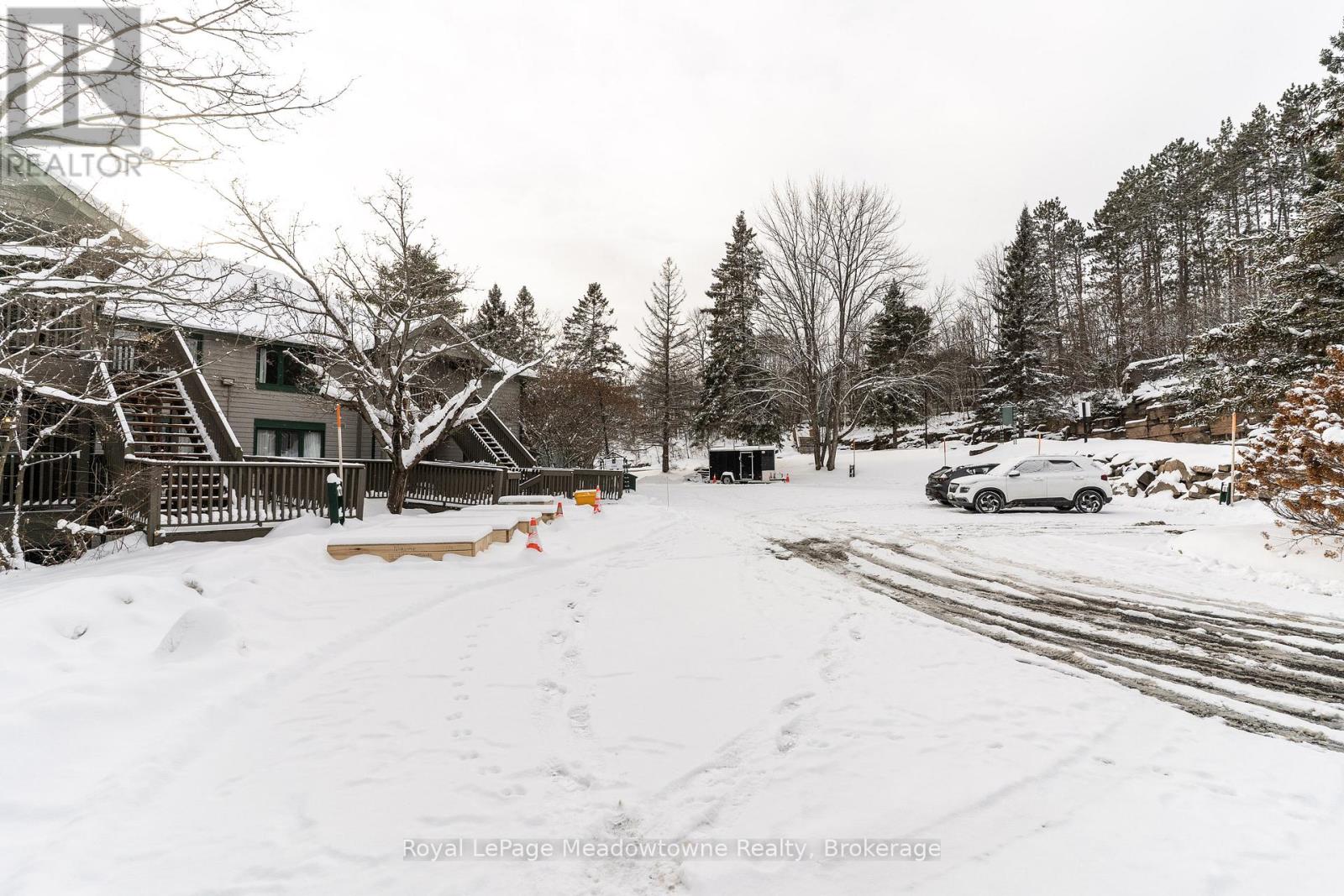 301 - 34 Deerhurst Greens Road, Huntsville, Ontario  P1H 1A9 - Photo 29 - X12612096