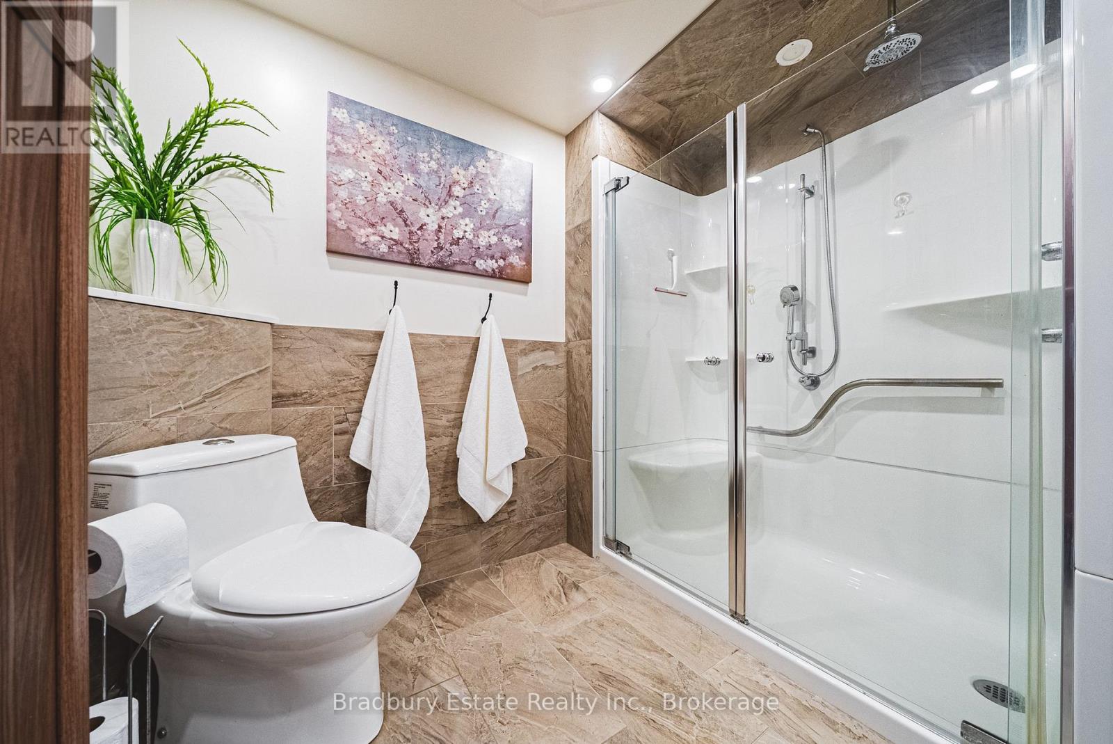 1360 Concession 2 Road, Haldimand, Ontario  N0A 1R0 - Photo 21 - X12826534