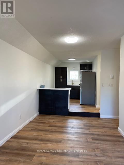 Unit #2 - Upper - 3717 Hibbard Street, Fort Erie, Ontario  L0S 1N0 - Photo 9 - X12826428